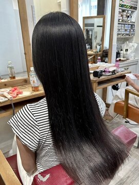 ラゴム 池袋(LAGOM) 自然な地毛風ストレート[池袋/髪質改善]