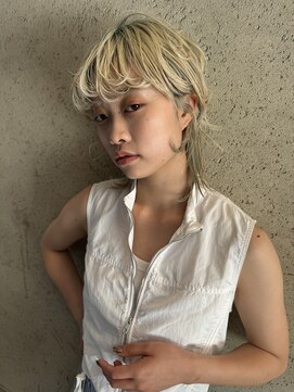 サラ 新宮店(SARA) ミディアムウルフ