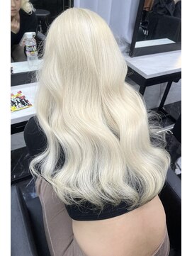 ランズ(LANDS) ホワイトブロンド【韓国 大阪 梅田】