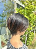 ハンサムショート　アヤコ