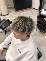 イーラ(era) メンズパーマメッシュツイスパマッシュウルフ