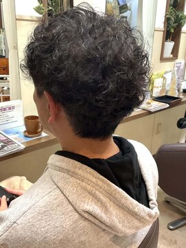 コア フィール ア デイ(COIFFURE A DAY) 【見附今町M3D髪質改善】