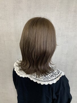 トリコ(ToricO) チャコールグレー　パールベージュ　ココアブラウン　くすみ