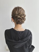 美容室 アイディー i-dee シニヨン