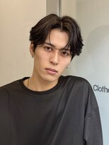 クロト(Clotho)&nbsp;毛流れセンターパート/ニュアンスパーマ波巻きツイスト