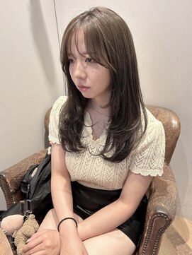 ニナ 梅田(nina) 流行りのレイヤーにオリーブカラーで透明感爆誕！！