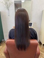マルクヘアケア(MALQ HAIR CARE) ツヤ髪ブラウンで上品な印象に♪