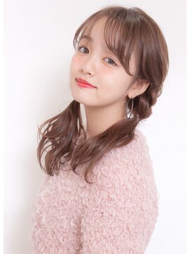 ローバー(ROVER) ざっくり三つ編みアレンジ