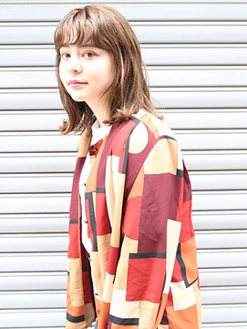 サバービア(suburbia) 『カット+ファストブリーチ+ホワイトグレージュ』