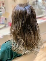 ステラ 久我店(stella)&nbsp;グラデーションハイライト ホワイティアッシュ/20代30代40代50代