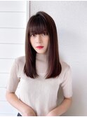 黒髪サラ髪ミディアムヘア