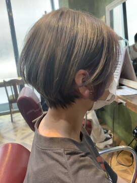ワンダービューティーサノ(Wonder Beauty SANO) ハイトーンショートボブ×池田早希