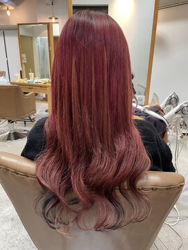 フツーロ 栄(FUTURO) イチゴヘアー!!