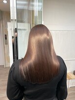 ナンバー ブラオ 名古屋栄(N° blao)&nbsp;伸ばしかけ酸性ストレート　艶髪ストレート　ピンクブラウン