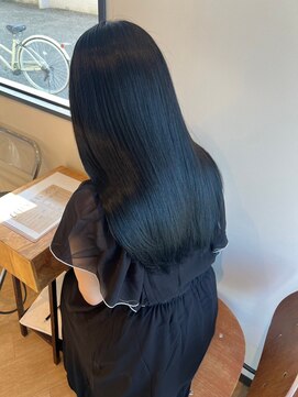 エクリュ(ecru) 韓国風セミロング×ブルーブラック