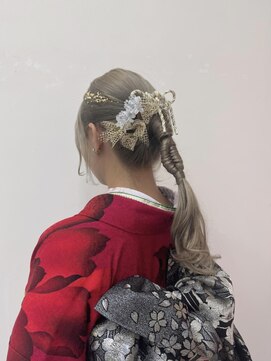 エム インターナショナル 春日部本店(EMU international) かっこ可愛いタイトポニー