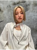 ブロンドボブぷつっとボブハイトーンダブルカラーケアブリーチ