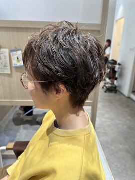 クルム(KURUMU) 耳掛けショートパーマ