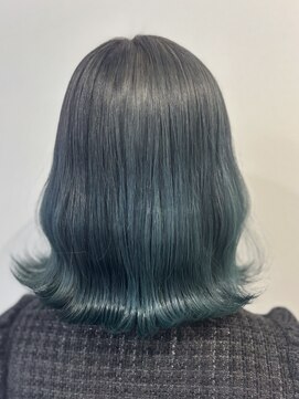 ラビス 浦和(Lovis) 黒髪カタログ/ボブルフ/ネビージュ/ワンレン/スペインカール