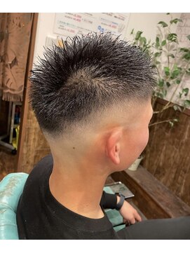 サニーズ(Sunny's) フェードカット