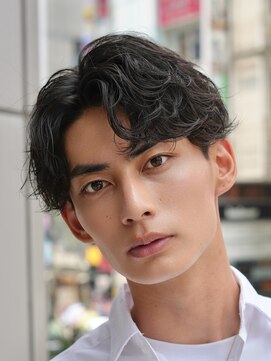 フィフス トウキョウ (fifth TOKYO) 渋谷シャドウパーマメンズカットマッシュウルフルーズパーマ30代