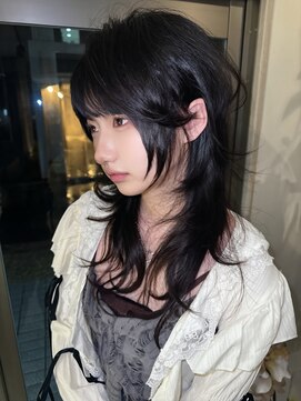 ハッシュカットシャギーウルフレイヤーカットロングウルフカット