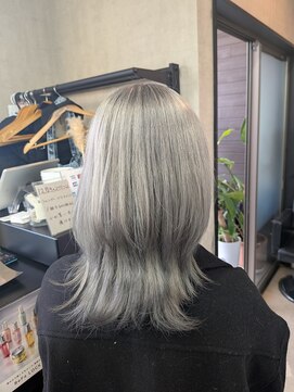 トリコ(ToricO) ハイトーン×ウルフカット