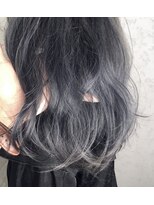 プライズ アイリス 池袋東口店(prize Iris)&nbsp;ライラックアッシュ/グラデーション/イルミナカラー【池袋】