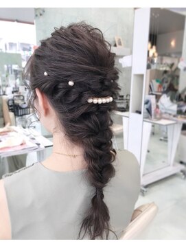 ハーツヘアーズ 五日市店(HEARTS hair's) 編み込みダウンスタイル