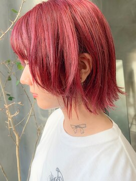 テトヘアー(teto hair) レッド、ピンクベージュ、暖色カラー、ボブウルフ