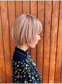 「Looog*」「前田美月」やわらかく遊びのあるショートウ ルフ