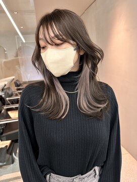 サイン 渋谷(SIGN) インナーカラーレイヤーカットイヤリングカラーミディアムヘア