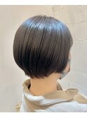 ダークグレー×丸みショート