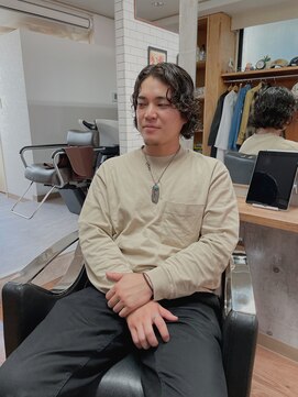 シンバイアドゥーノ(SHIN by adn) ワンレンパーマ