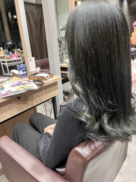 ビースリー ロア グレー　ブリーチなし　2023/12/28