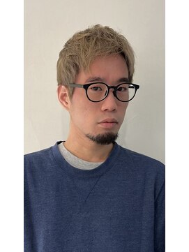 ミコ(mico) スパイキーショート×ベージュカラー/藤沢/20代/30代/40代