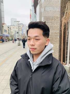 バーバーショップヒーロー 八王子店(BARBER SHOP HERO) 緩パン スキンフェード パートスタイル