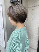 ベコ(Beco)&nbsp;【武藤裕也】春先取り◎ベージュ×丸み小顔ショート◎30代人気◎