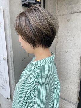 ベコ(Beco) 【武藤裕也】春先取り◎ベージュ×丸み小顔ショート◎30代人気◎