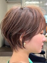 ビュー トウキョウ(VIEW TOKYO) 10代20代30代小顔顔まわり似合わせ耳かけショート
