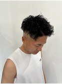 【フェードカット×ツイストスパイラルパーマ】