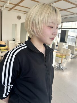 コト 福井大和田店(coto) 福井　大和田　ハイトーン　ショートボブ　顔まわりレイヤー