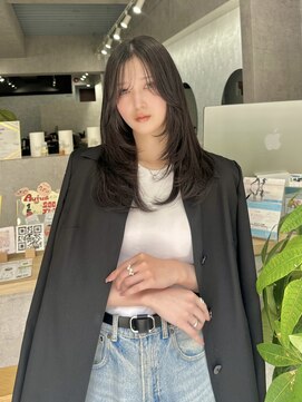 マレバイリベル 西中島(mele. by Libelle) レイヤーカット