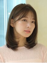 ザック ヴィ(ZACC  vie)&nbsp;ミディアムレイヤー/ワンカールヘア/オリーブベージュ