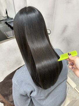 エルフレームバイワンラヴェスト(L'FLAME by one Lovest) 極上髪質改善ストレート