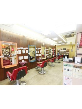 髪の状態やお悩みに合わせたきめ細やかな施術に定評有★価格以上の価値を提供してくれる◎