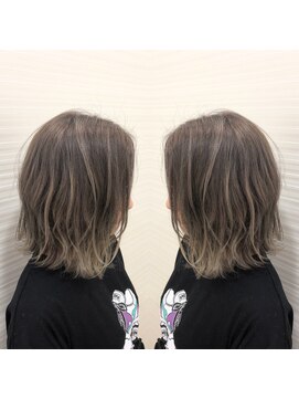 デザイン フォー ヘアー グランツ プロデュース バイ ヒス(Design for hair GRAnt'z) ミルクティーハイライトグラデーション
