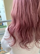 ジーナ 博多(Zina)&nbsp;小顔セミウェットウェーブピンクベージュハイライトカラー