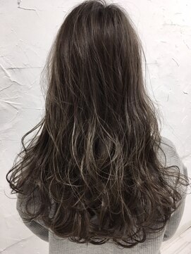 プライズ 所沢プロぺ通り店(prize) ハイプラチナグラデ【所沢】