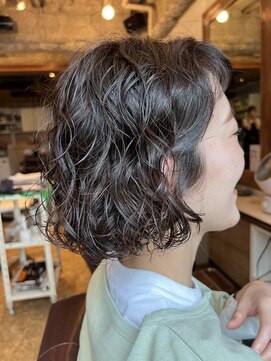 ラレイ(Lalei) ミニボブ/スパイラルパーマ/ぷつっとボブ/切りっぱなしボブ